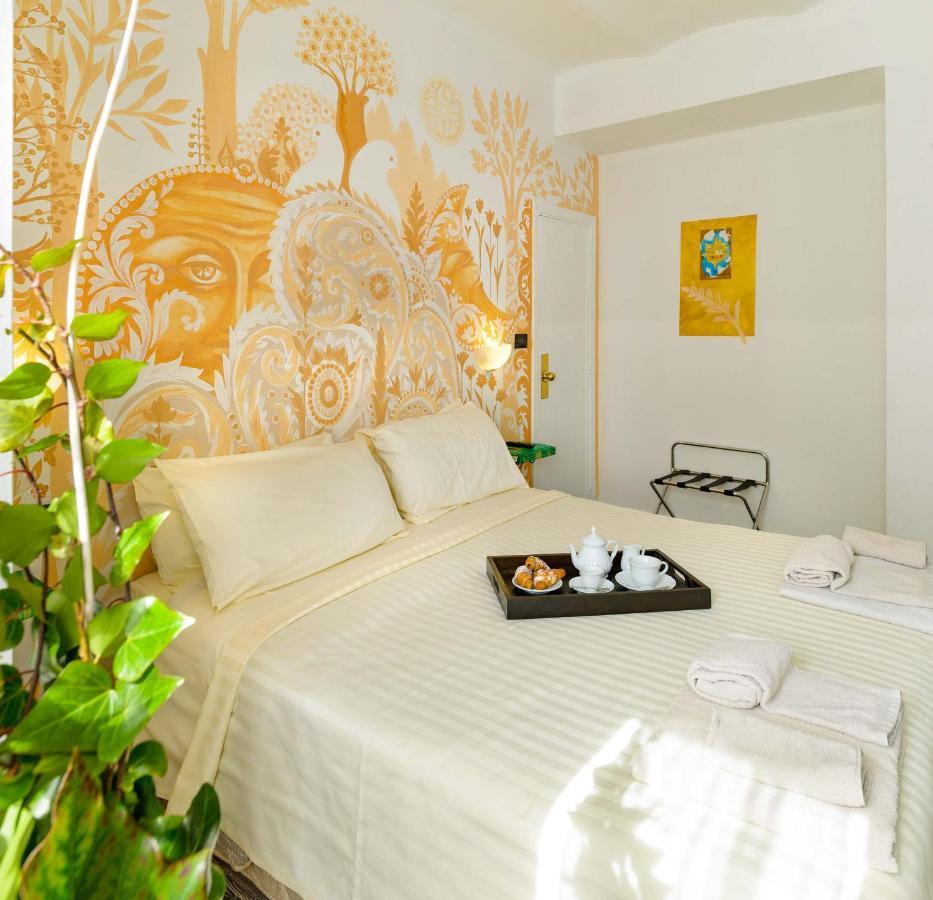 Hotel San Francesco E Il Lupo กุบบีโอ ภายนอก รูปภาพ