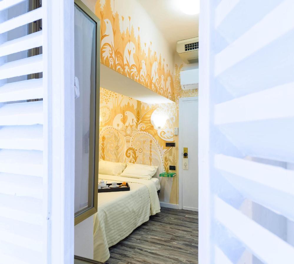 Hotel San Francesco E Il Lupo กุบบีโอ ภายนอก รูปภาพ