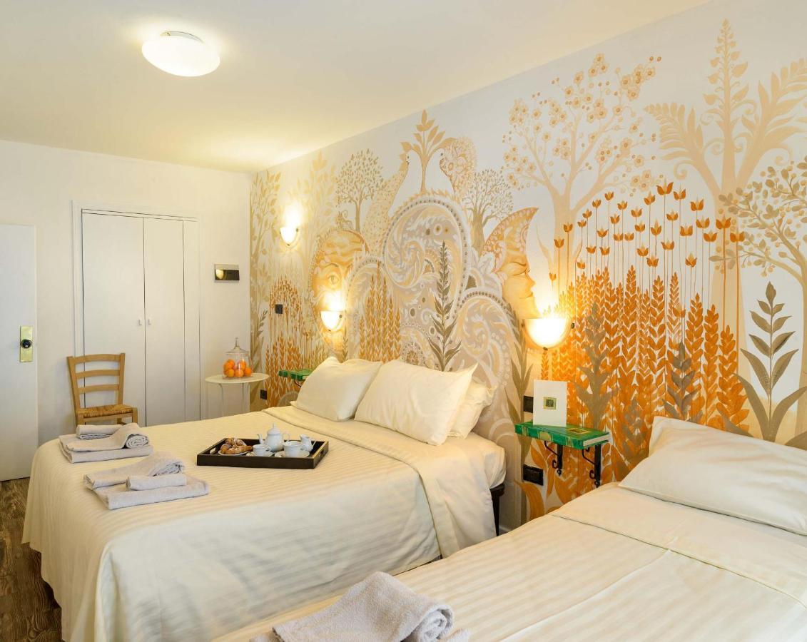 Hotel San Francesco E Il Lupo กุบบีโอ ภายนอก รูปภาพ